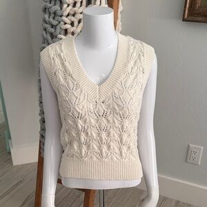 LOFT cream sweater vest Small